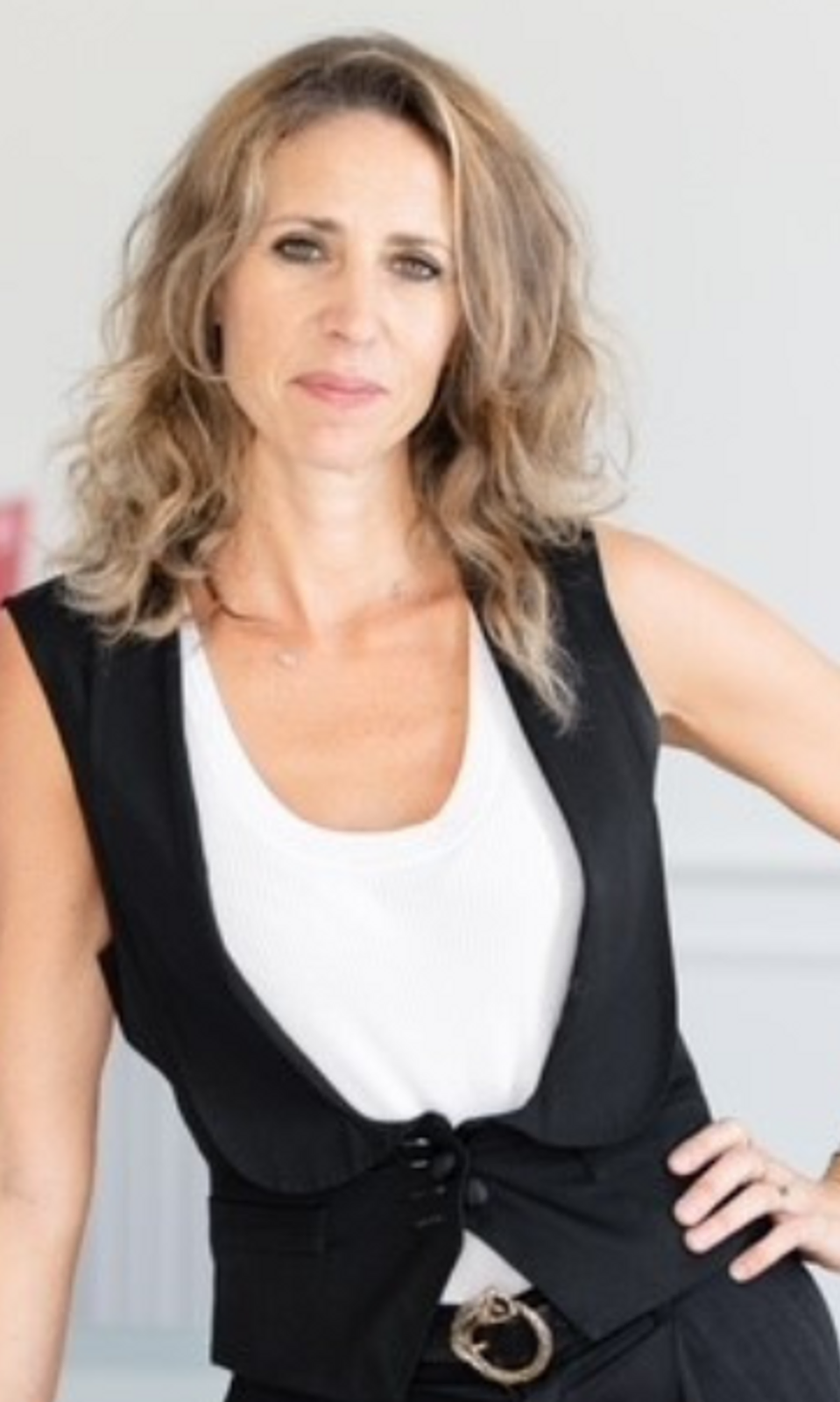 Claire PEROUX
